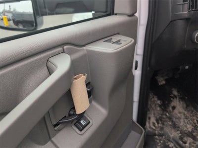 2025 Chevrolet Express Cutaway 3500 1WT