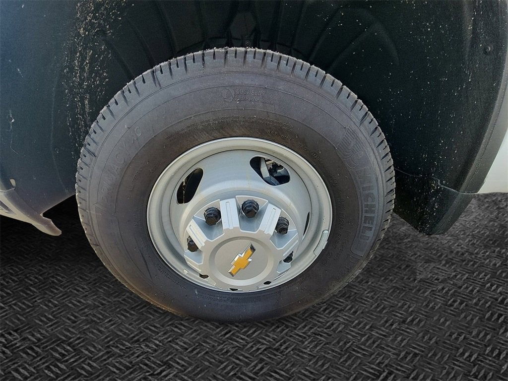 2025 Chevrolet Silverado 3500 HD Chassis Cab Work Truck