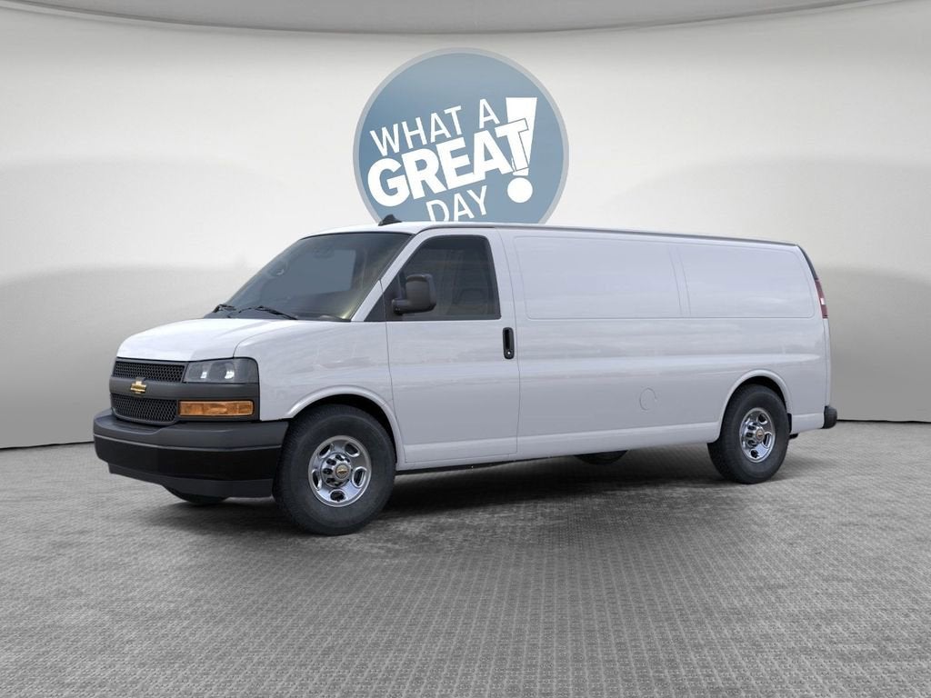 2026 Chevrolet Express Cargo 1WT