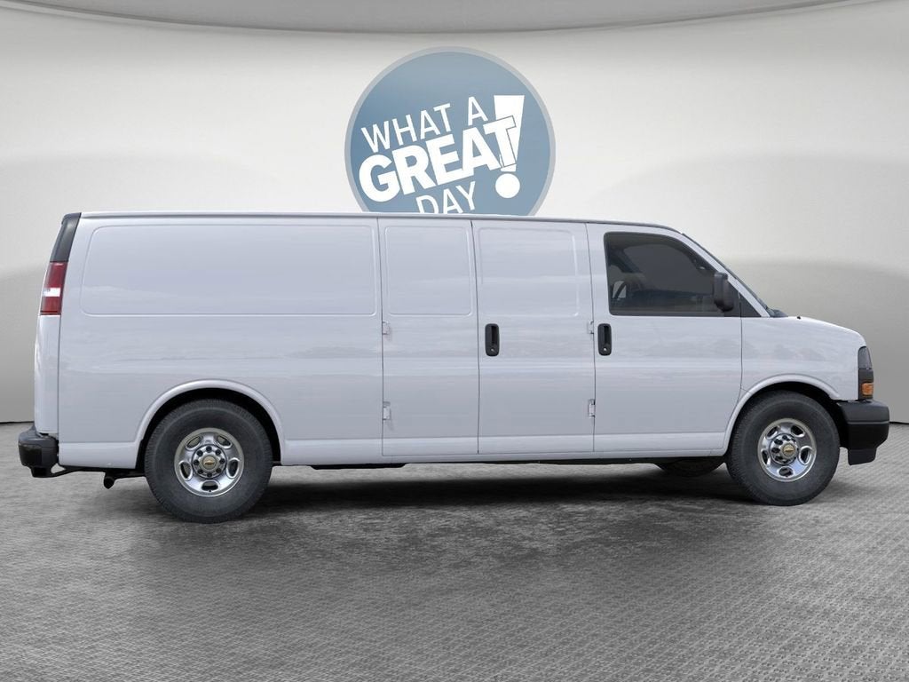 2026 Chevrolet Express Cargo 1WT