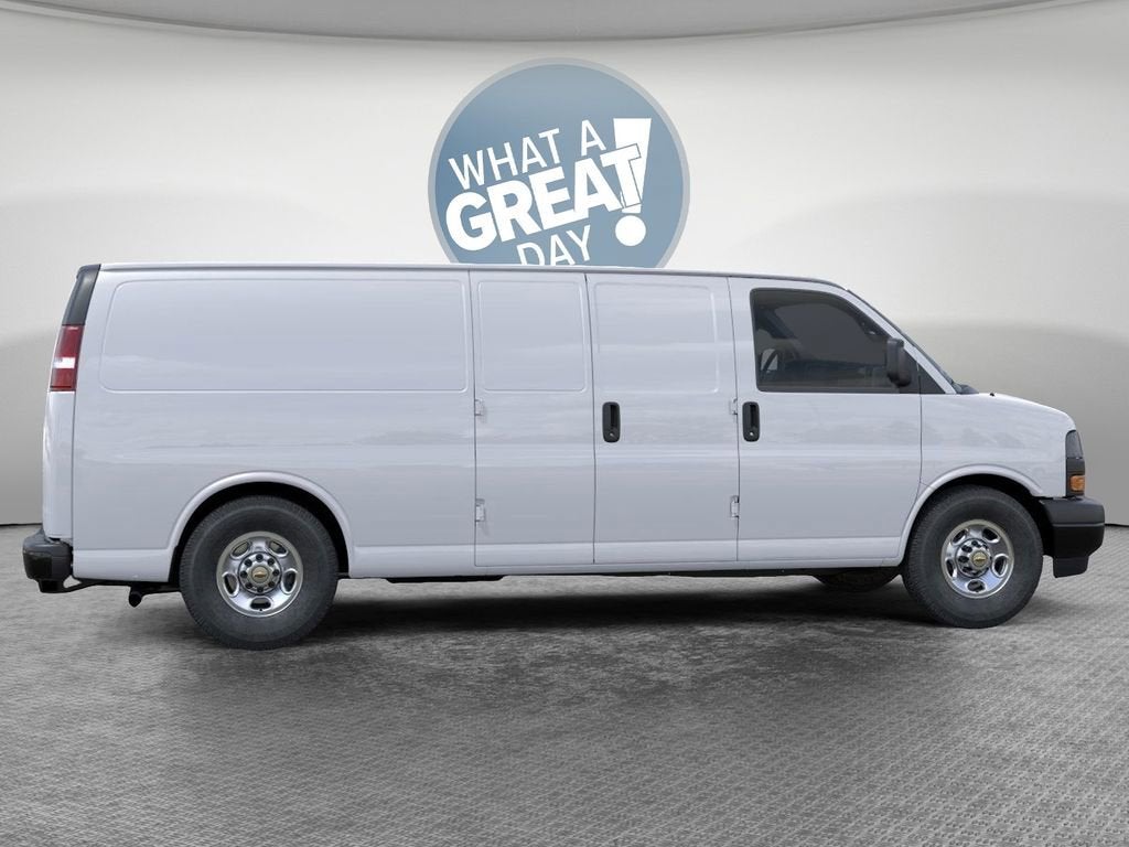 2026 Chevrolet Express Cargo 1WT
