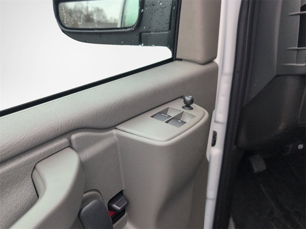 2026 Chevrolet Express Cargo 2500 1WT