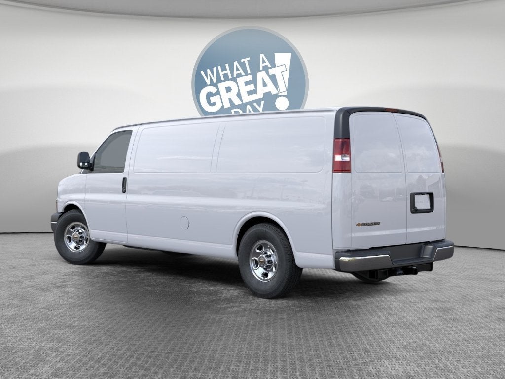 2026 Chevrolet Express Cargo WT