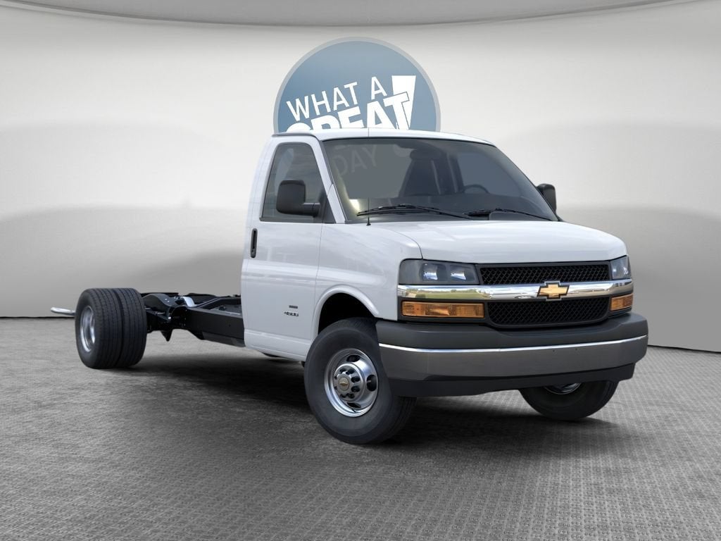 2026 Chevrolet Express Cutaway 4500 NA