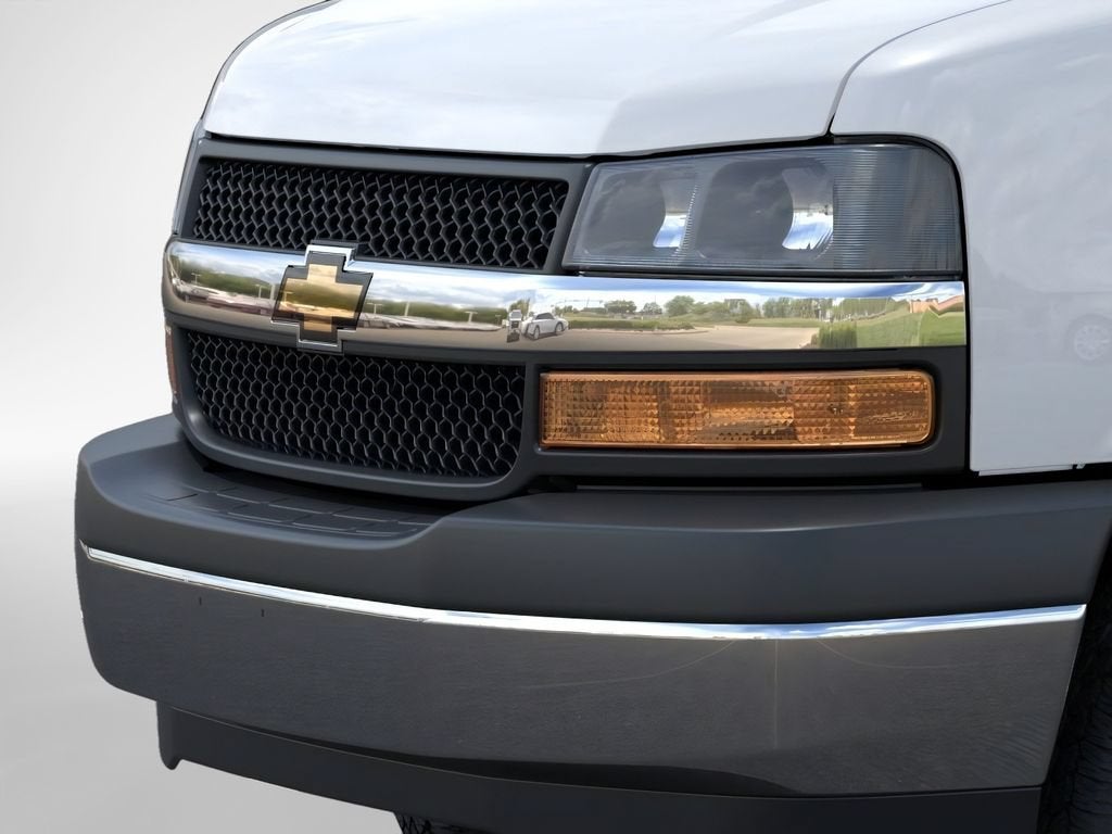 2026 Chevrolet Express Cutaway 4500 NA