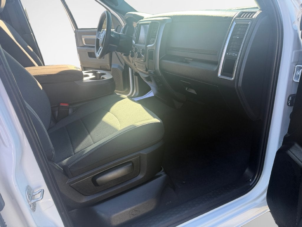 2021 RAM 1500 Classic Warlock Quad Cab 4x4 6'4" Box