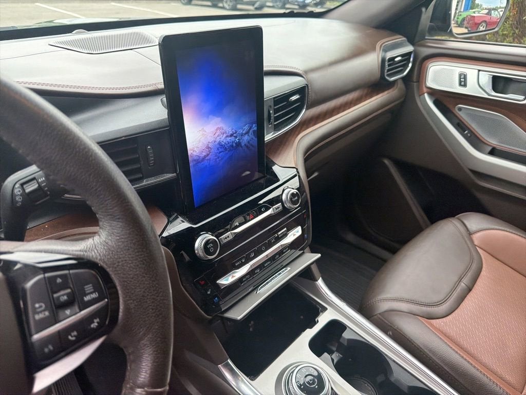2022 Ford Explorer King Ranch