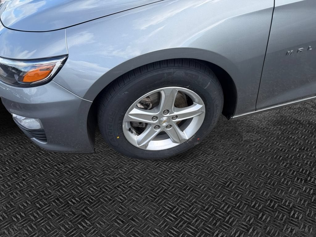 2024 Chevrolet Malibu 1LT - Photo 11