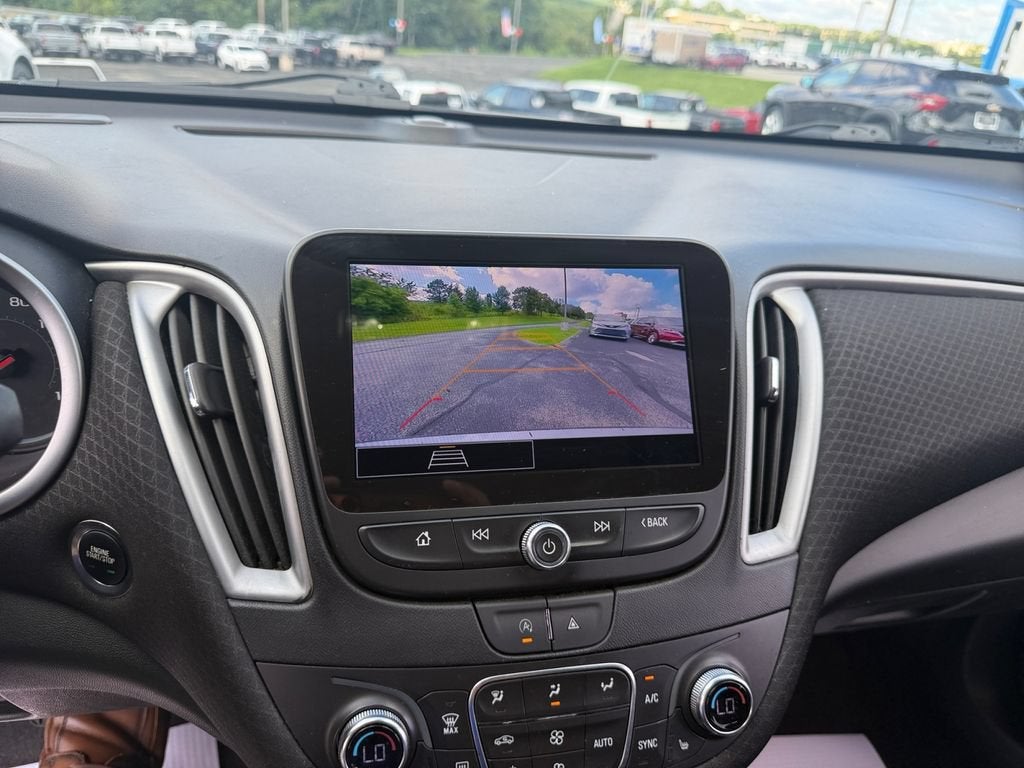 2024 Chevrolet Malibu 1LT - Photo 18