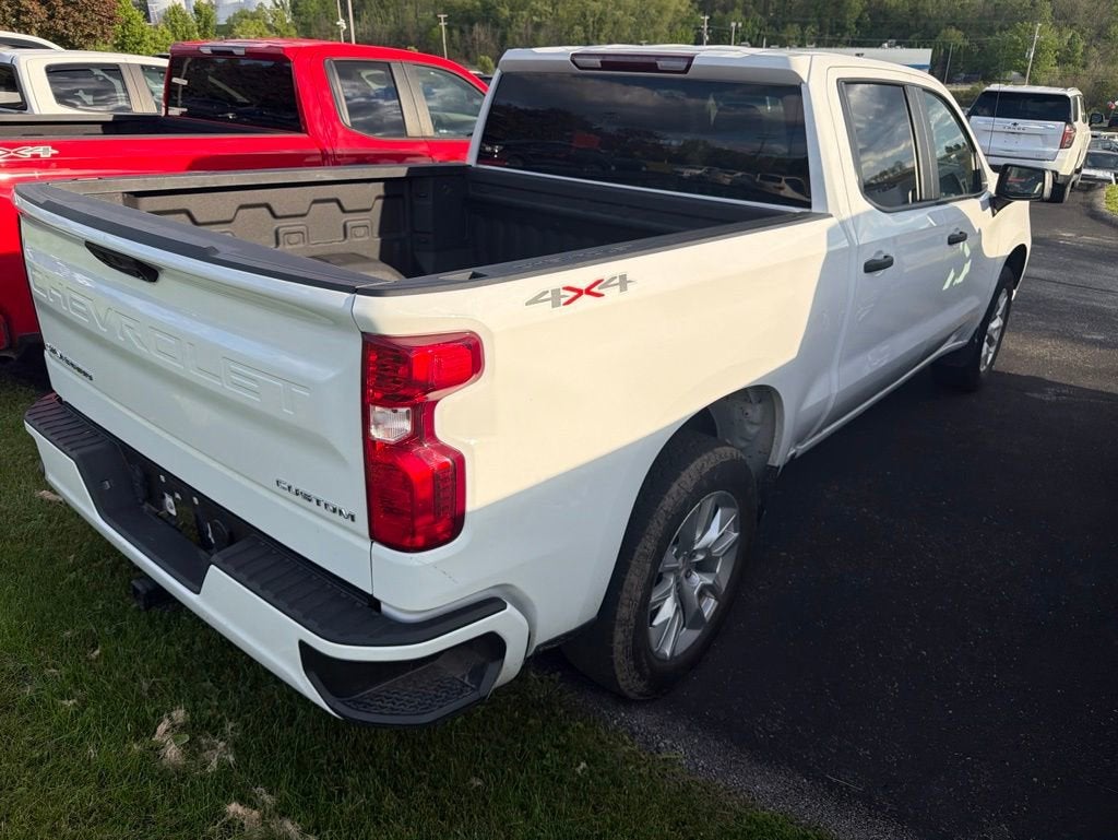 2022 Chevrolet Silverado 1500 Custom