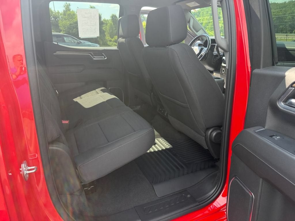 2022 Chevrolet Silverado 1500 LT (2FL)