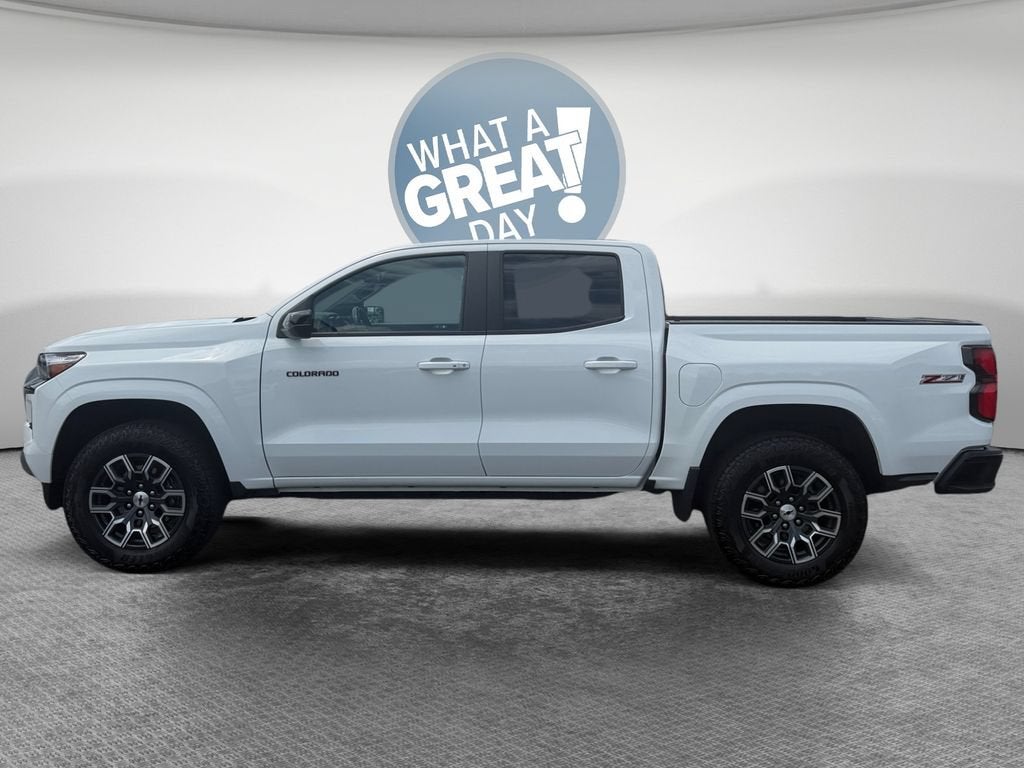 2023 Chevrolet Colorado Z71 - Photo 7
