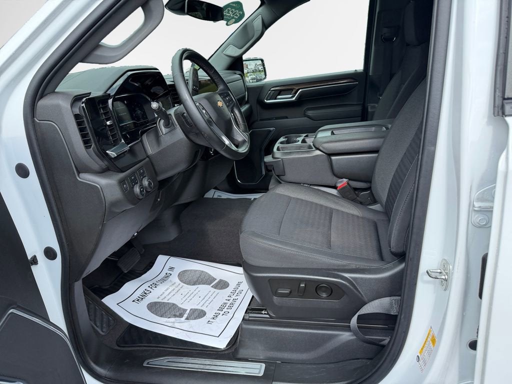 2023 Chevrolet Silverado 1500 LT (2FL)