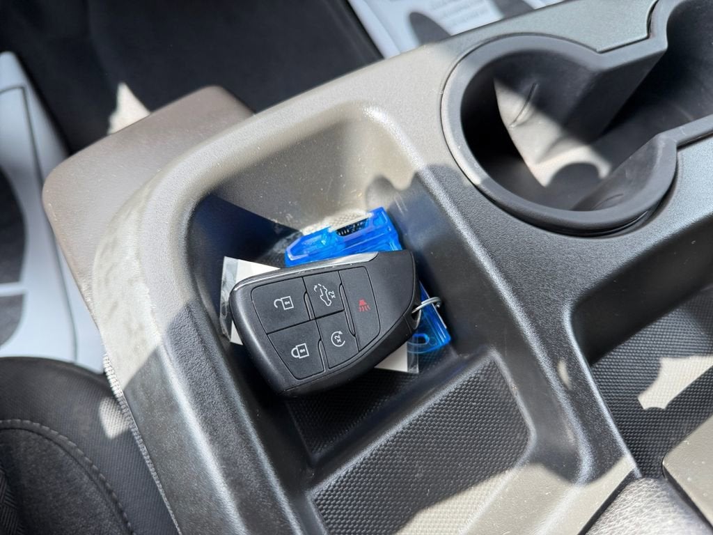 2023 Chevrolet Silverado 1500 LT (2FL)