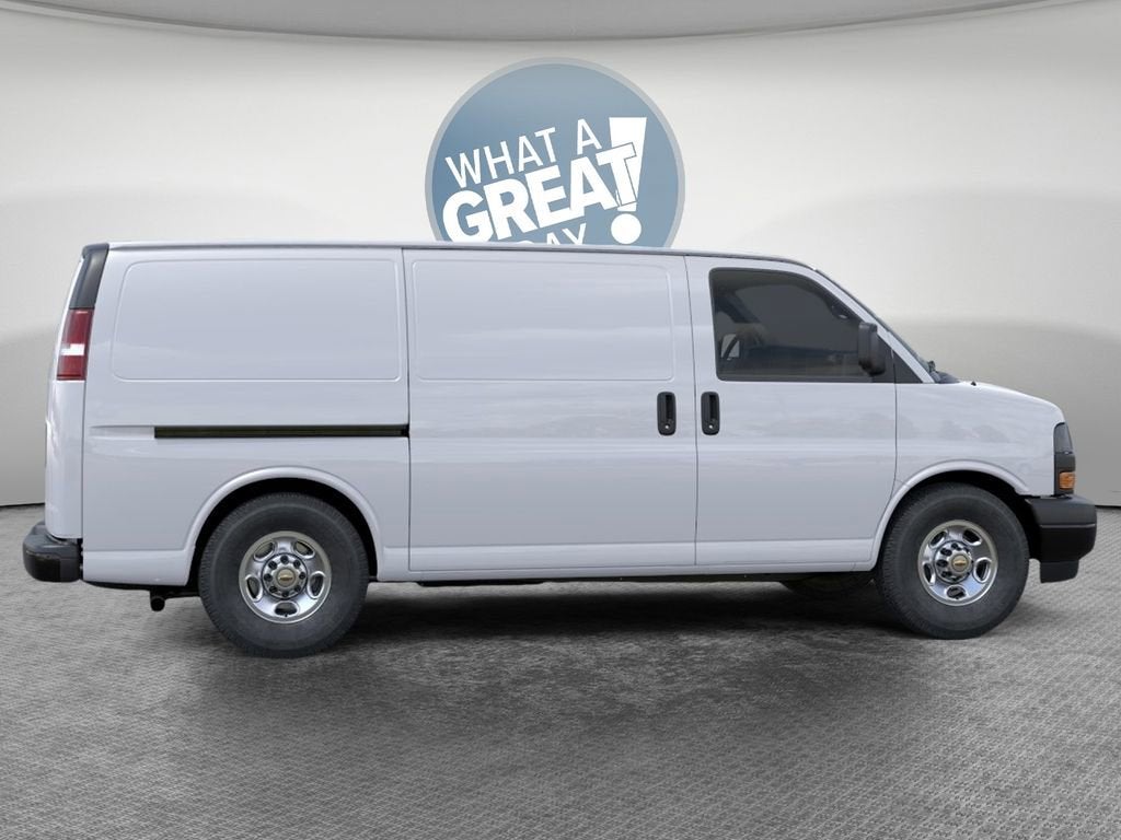 2026 Chevrolet Express Cargo 1WT