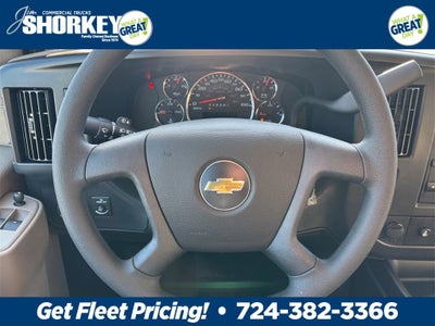 2025 Chevrolet Express Cargo 3500 WT