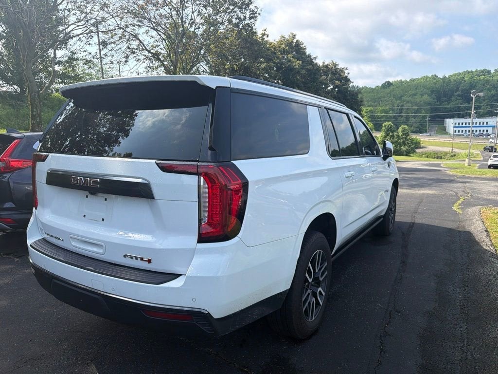 2021 GMC Yukon XL AT4
