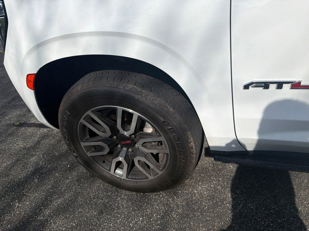 2021 GMC Yukon XL AT4