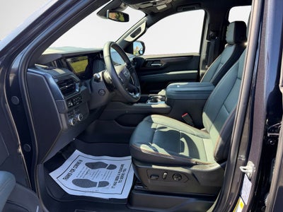 2025 GMC Yukon XL AT4