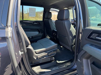 2025 GMC Yukon XL AT4