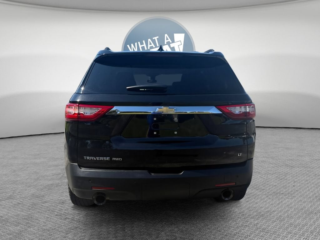 2021 Chevrolet Traverse LT Leather