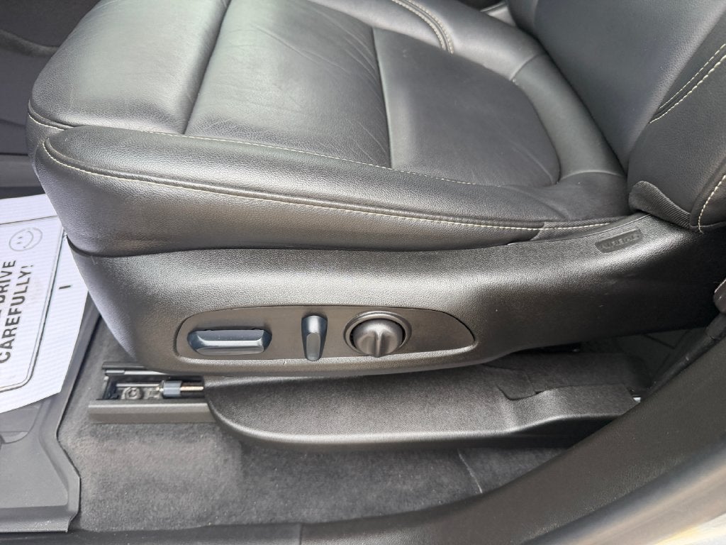 2023 Chevrolet Traverse 3LT - Photo 13