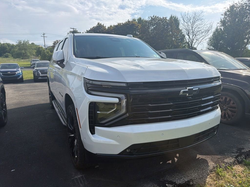 2025 Chevrolet Suburban RST 4WD's photo