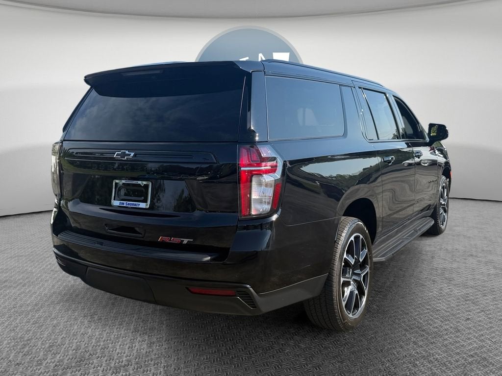 2023 Chevrolet Suburban RST