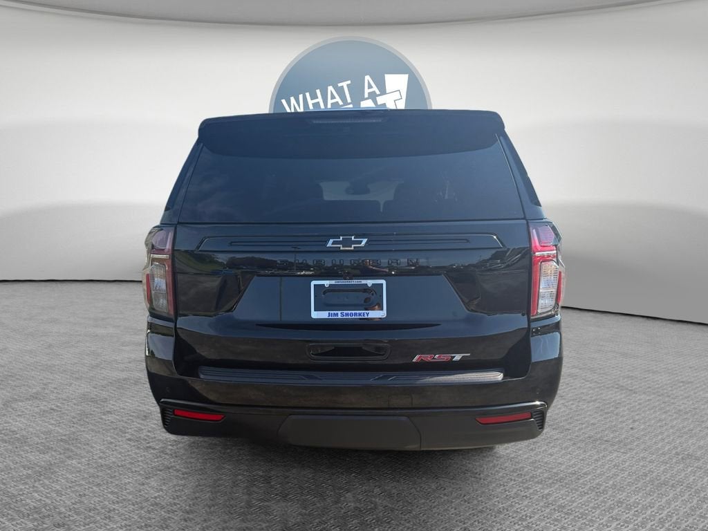 2023 Chevrolet Suburban RST