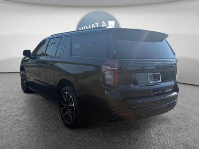 2023 Chevrolet Suburban RST
