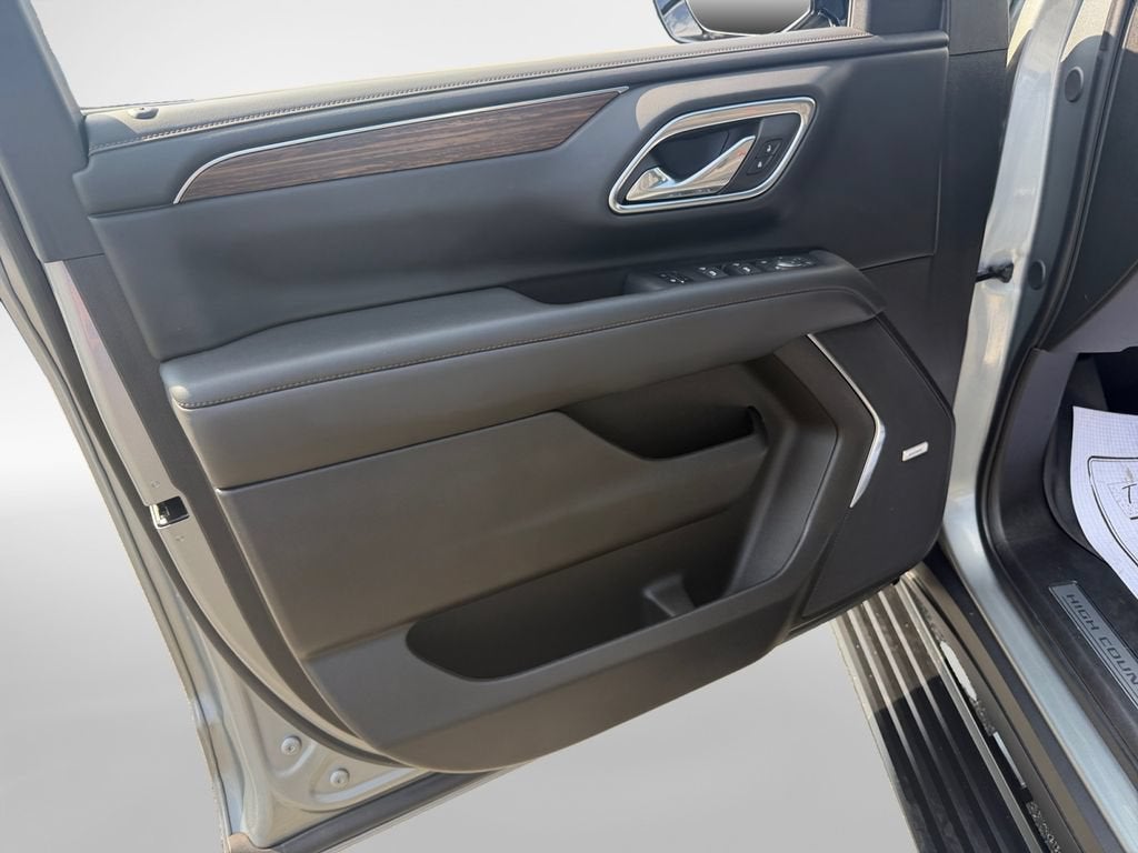 2024 Chevrolet Suburban High Country