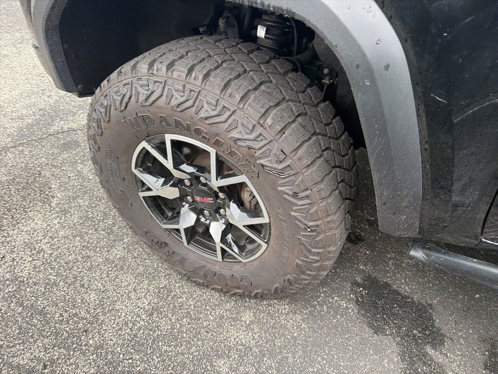2024 GMC Canyon AT4X