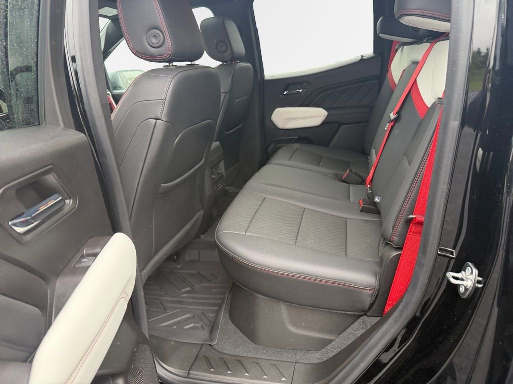 2024 GMC Canyon AT4X