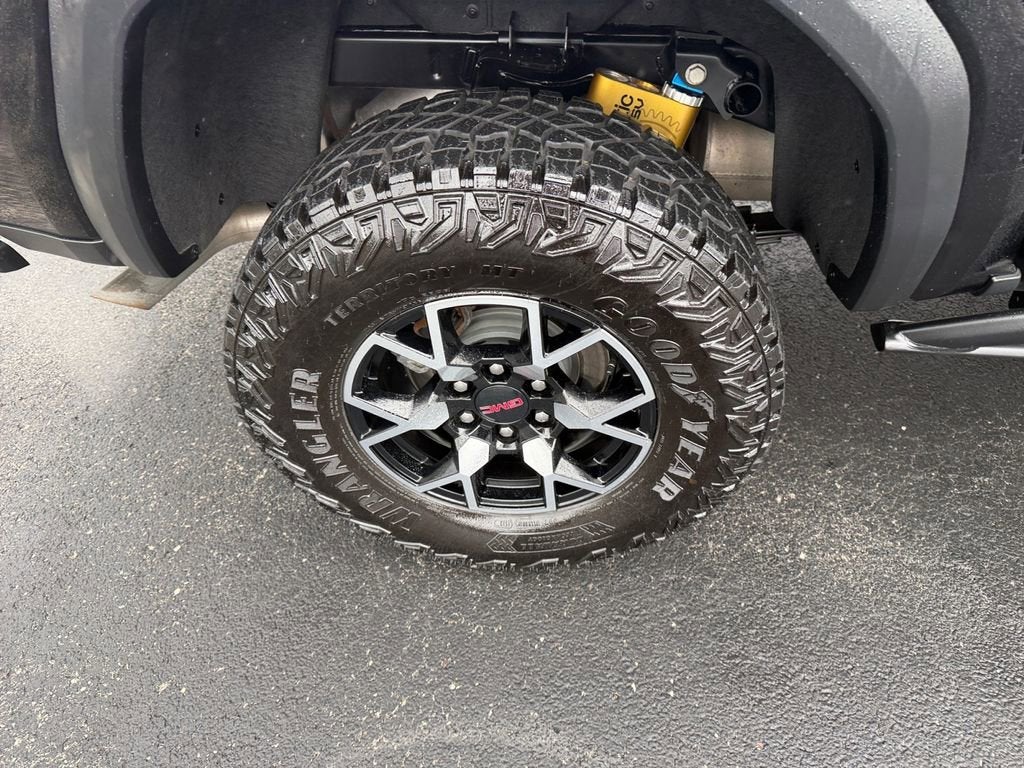 2024 GMC Canyon AT4X