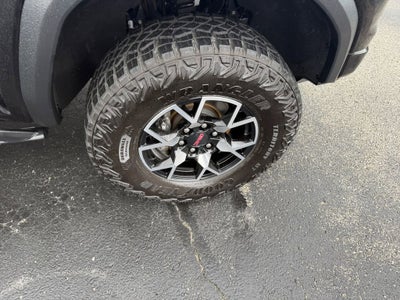2024 GMC Canyon AT4X
