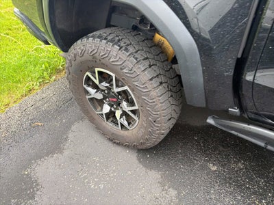 2024 GMC Canyon AT4X