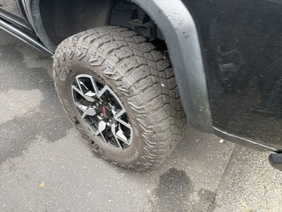 2024 GMC Canyon AT4X