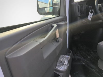 2024 Chevrolet Express Cutaway 3500 1WT