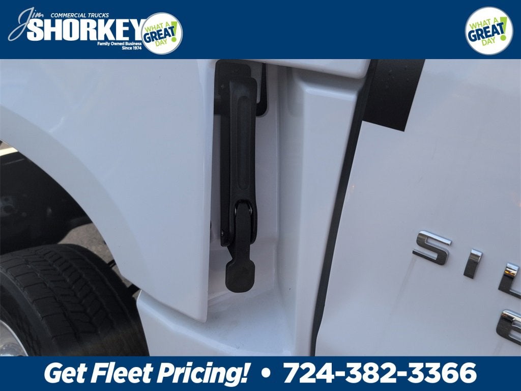 2025 Chevrolet Silverado 6500 HD Work Truck