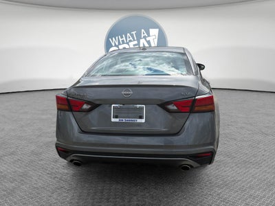 2024 Nissan Altima SV FWD