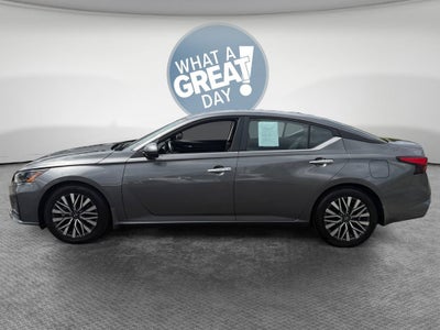 2024 Nissan Altima SV FWD