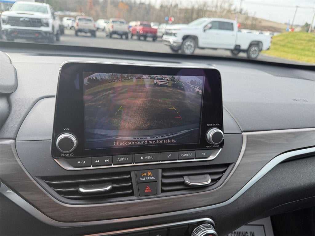 2024 Nissan Altima SV FWD