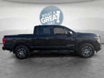 2023 Nissan TITAN Crew Cab SV 4x4