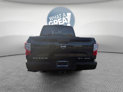 2023 Nissan TITAN Crew Cab SV 4x4