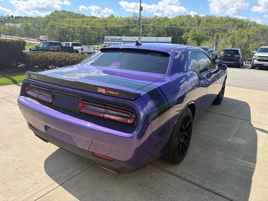 2016 Dodge Challenger R/T Shaker