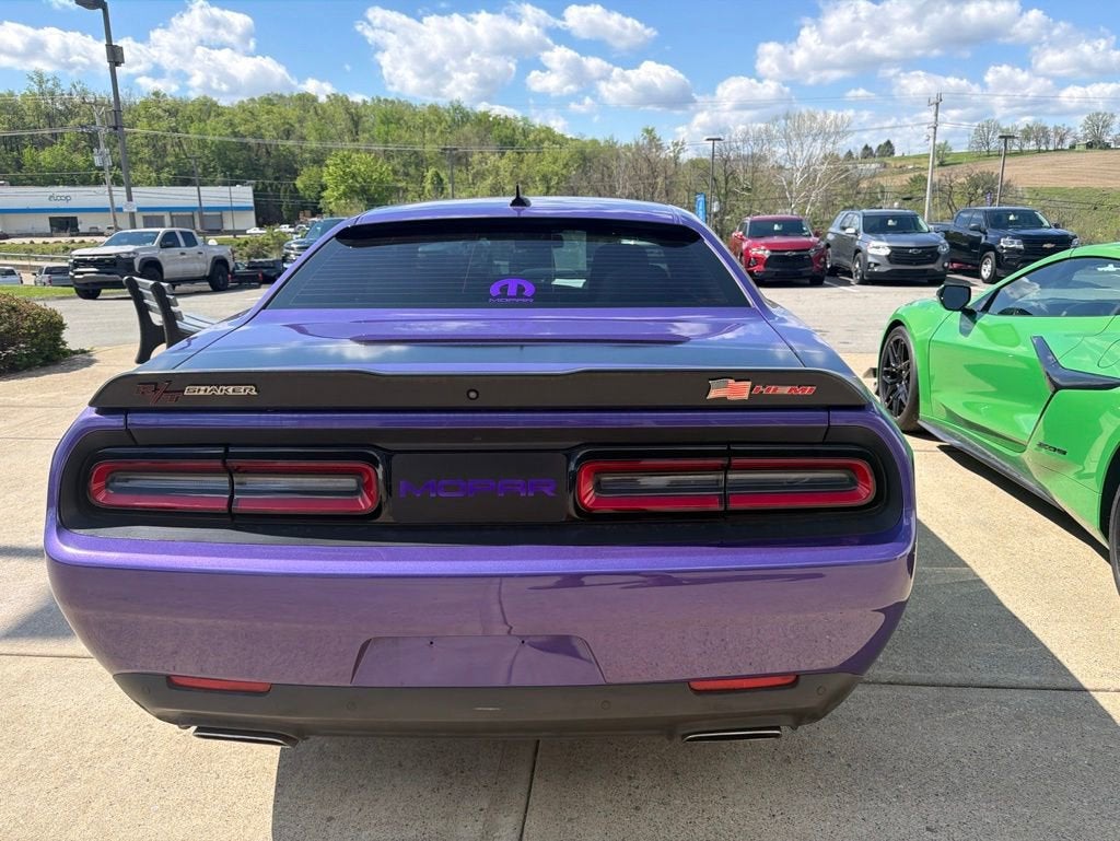 2016 Dodge Challenger R/T Shaker