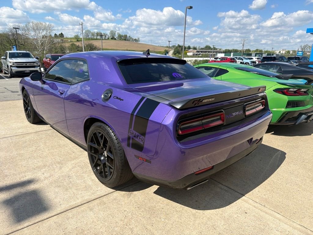 2016 Dodge Challenger R/T Shaker