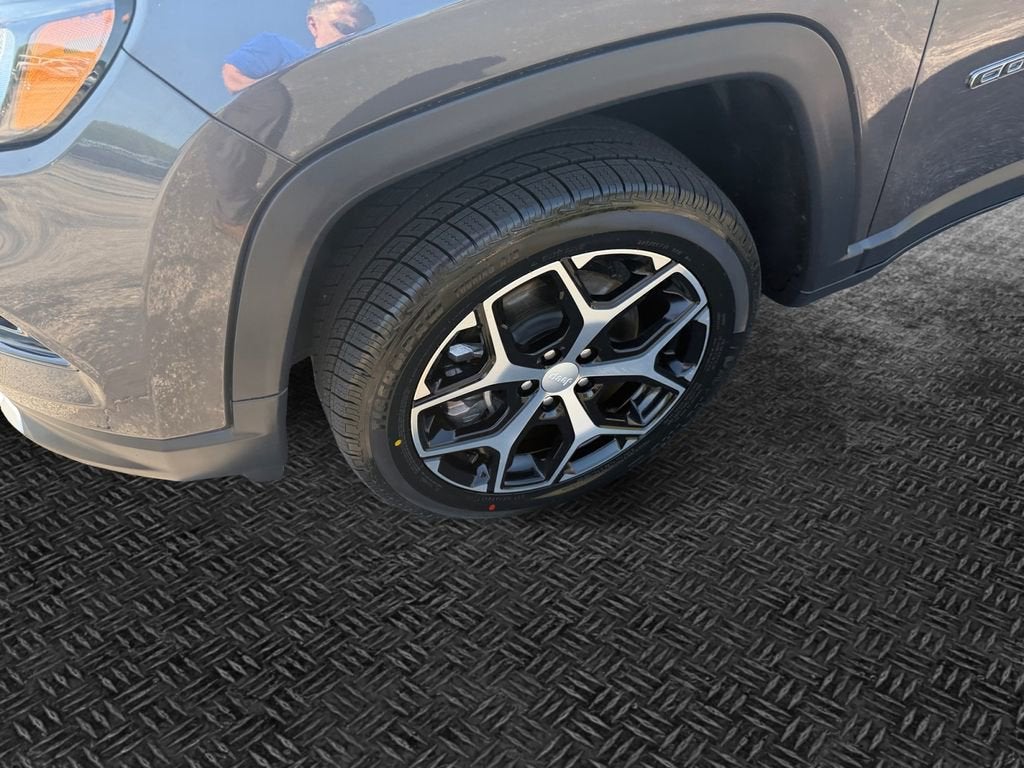 2024 Jeep Compass Limited - Photo 11