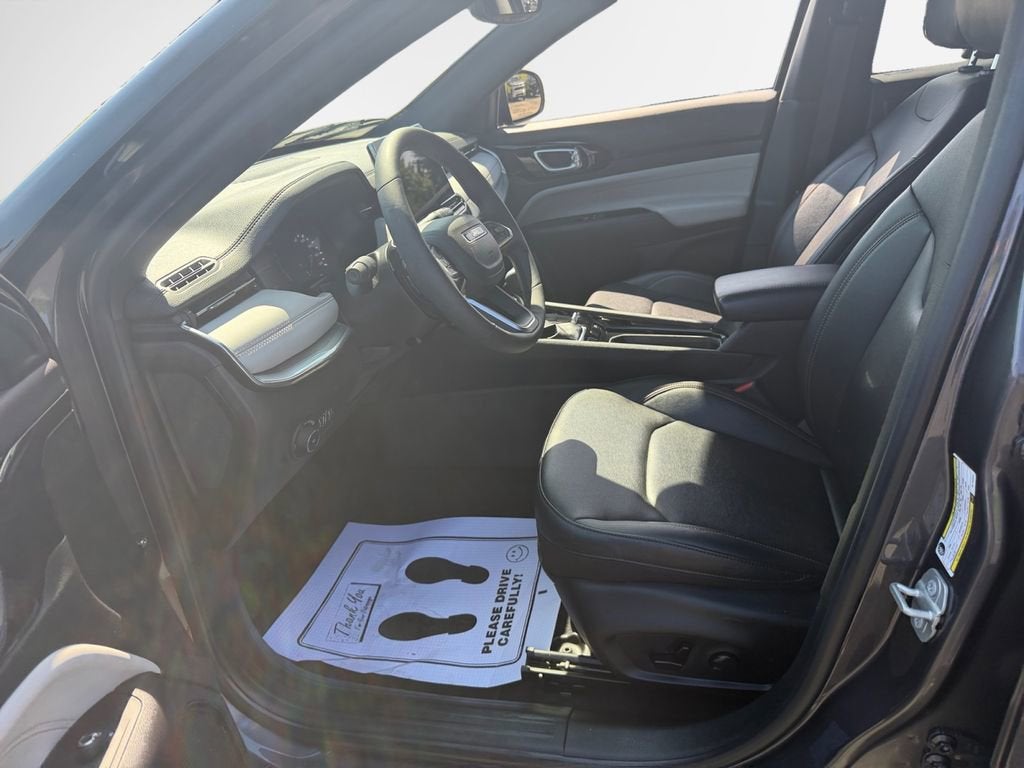 2024 Jeep Compass Limited - Photo 12