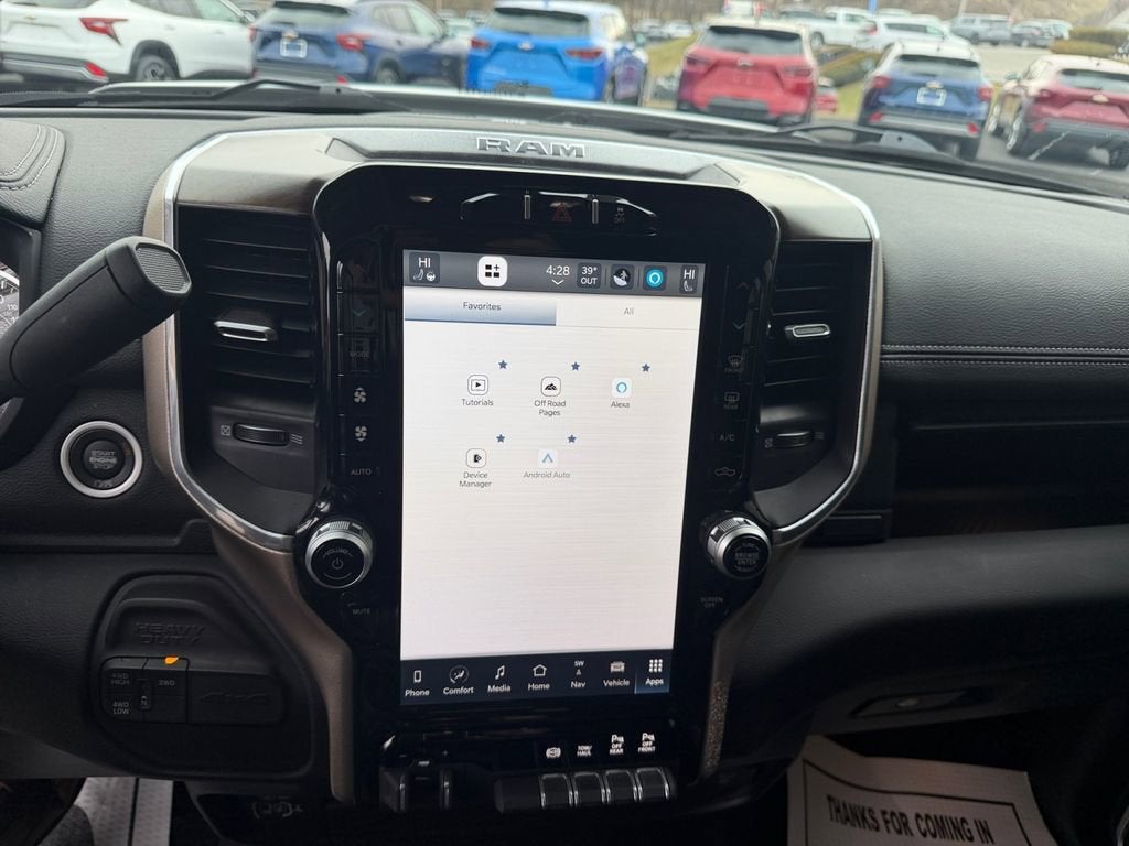 2024 RAM 2500 Laramie Crew Cab 4x4 6'4" Box